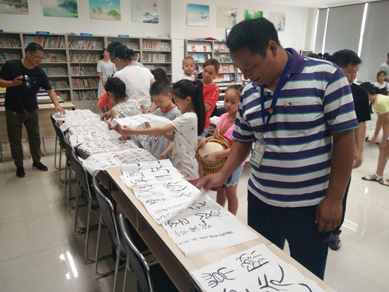 现场书法以及书法展示.jpg