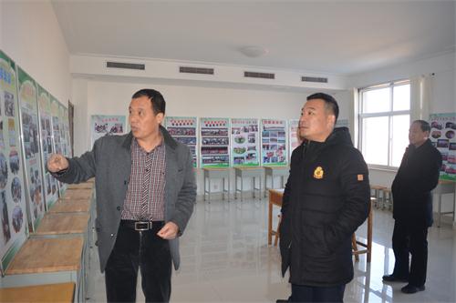 董校长介绍潮河社区教育品牌项目.jpg