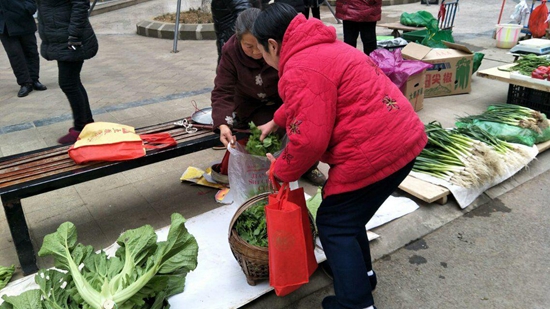 购买食材.jpg