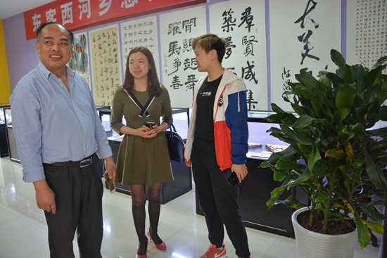 参观东客乡愁民俗博物馆.jpg