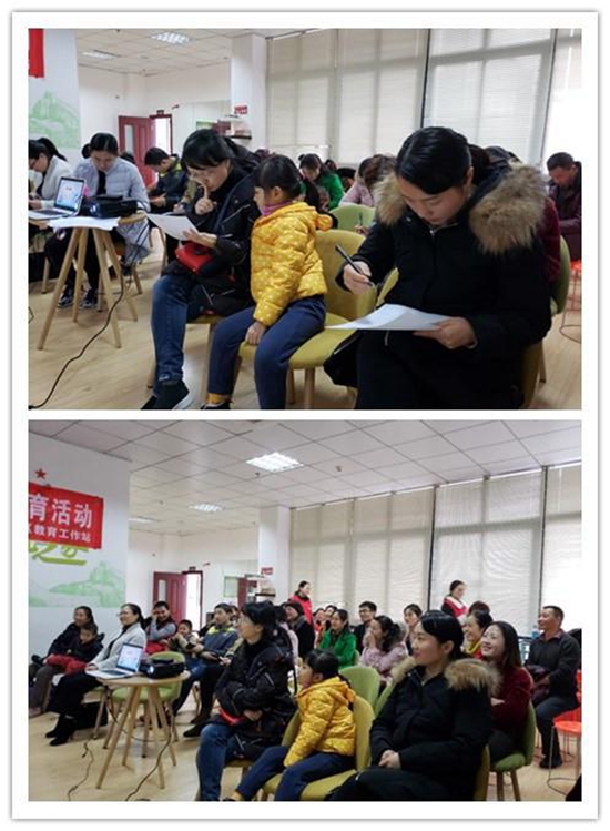 大家都听得很认真，不时记录笔记.jpg