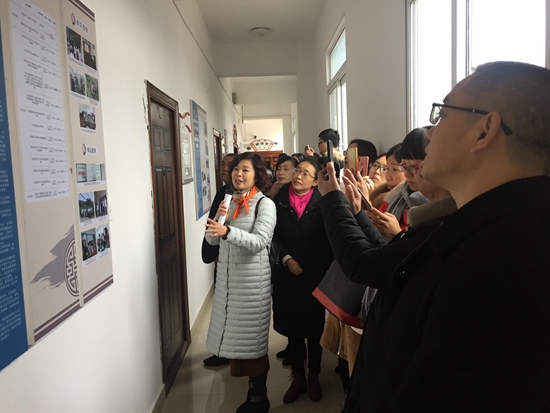 实地考察龙泉驿区学习型长松村建设示范点.jpg