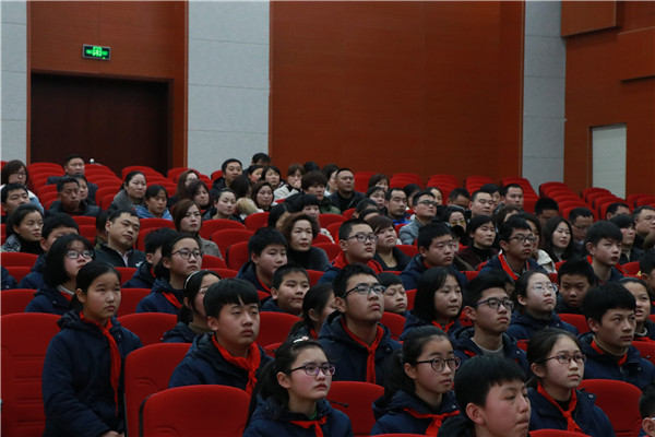 宁波市北仑区春晓：举办“谋职业规划 谱人生新篇”讲座.jpg