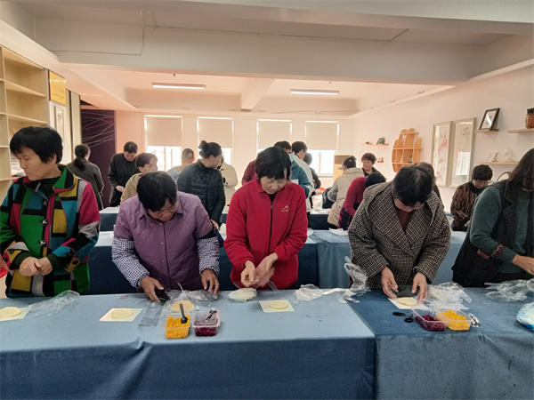 学习烘焙中 (4).jpg