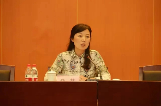 成都市教育局高等教育与职业教育(终身教育)处副处长魏静作总结发言225.jpg