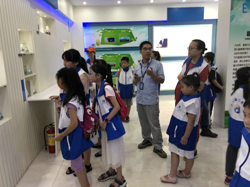 北仑区春晓蓝海豚公益联盟开展垃圾分类主题夏令营活动 (2).jpg