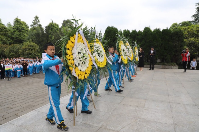 http://www.goschool.org.cn/d/file/26434819.jpg