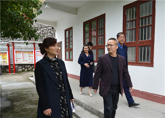 湖南开放大学杨斌校长一行在永兴电大调研.jpg