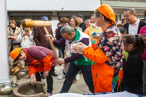 大窜街道秀美山川线首届竹笋节开幕 (1).JPG