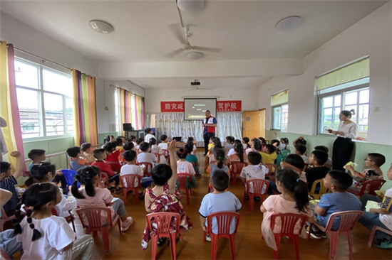 开展防灾减灾演练 为生命保驾护航 (1).jpg