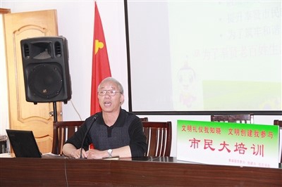 顾海林３.jpg