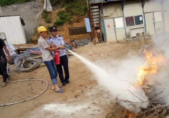 农民工.jpg