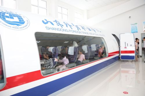 特色校园环境参观体验4.JPG